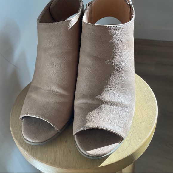 Target Mossimo ‘Kacie’ Bootie in Blush size 8.5 - Picture 3 of 7